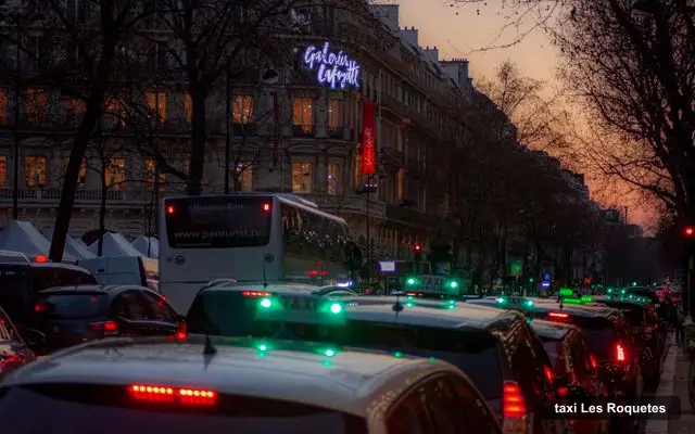 Su TAXI en Sant Pere de Ribes, taxi company in Les Roquetes